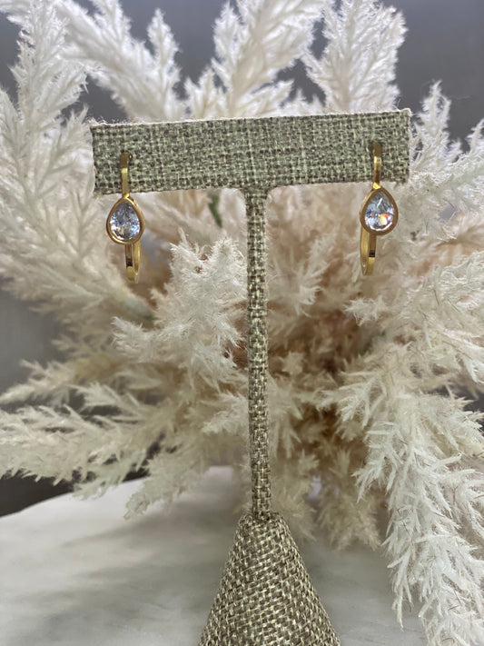 Liz Diamond earring