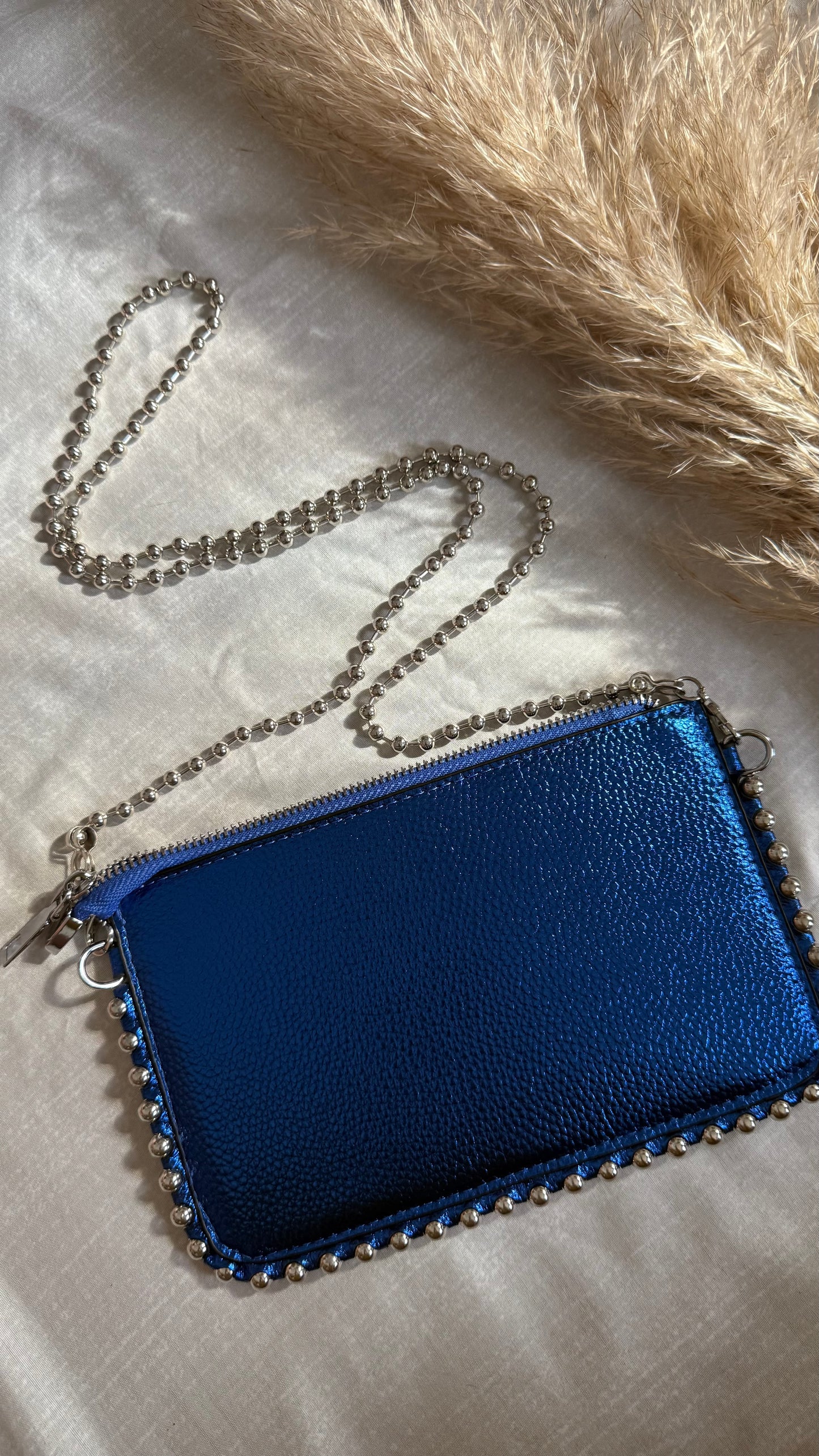 Rainbow Strike Cutch